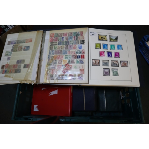 65 - Spain mint and used collection in stockbook, file and four printed albums, few 100 stamps.
(B.P. 24%... 