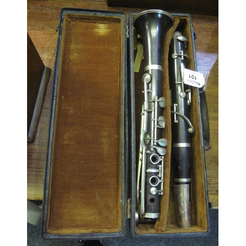 101 - A Gerome wooden clarinet in appearing original fitted box.
(B.P. 21% + VAT)