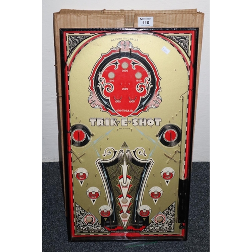 110 - A Gotham Trik-e-shot bagatelle game in its original carton.
(B.P. 21% + VAT)