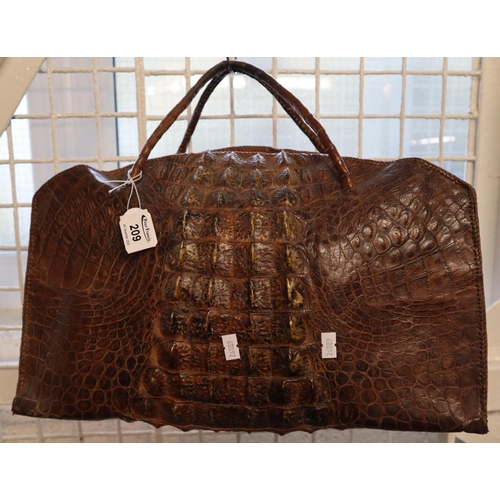 209 - Crocodile or alligator skin vintage holdall containing three vintage (probably 30's-40's) ladies han... 