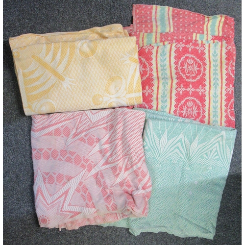 105 - Four woven patterned table cloths or bed spreads in various colours. (4)
(B.P. 21% + VAT)