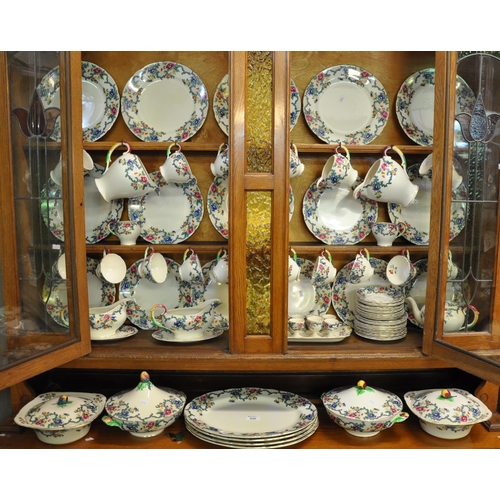 536 - A large collection of Royal Cauldon 'Victoria' tea and dinnerware items, various to include; tureens... 