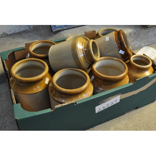 598 - A box containing nine two tone stoneware utensil jars. 
(B.P. 21% + VAT)