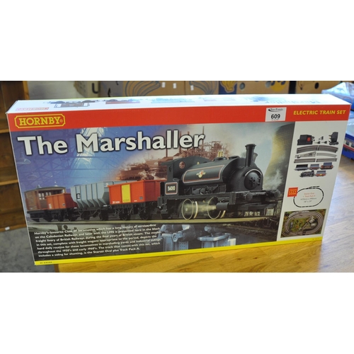 609 - Hornby 00 gauge R1017 'The Marshaller' electric train set in original box. 
(B.P. 21% + VAT)