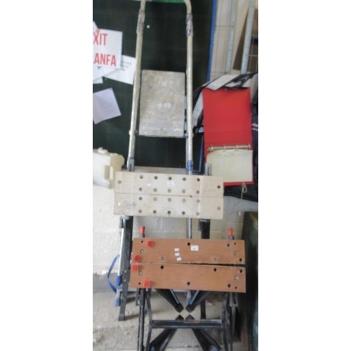 604 - Two folding work benches, together with an aluminium ladder. (3)
(B.P. 21% + VAT)