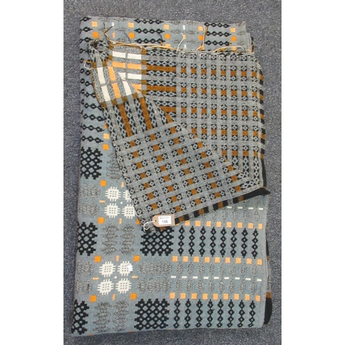 106 - Grey ground Welsh tapestry woollen blanket. 
(B.P. 21% + VAT)