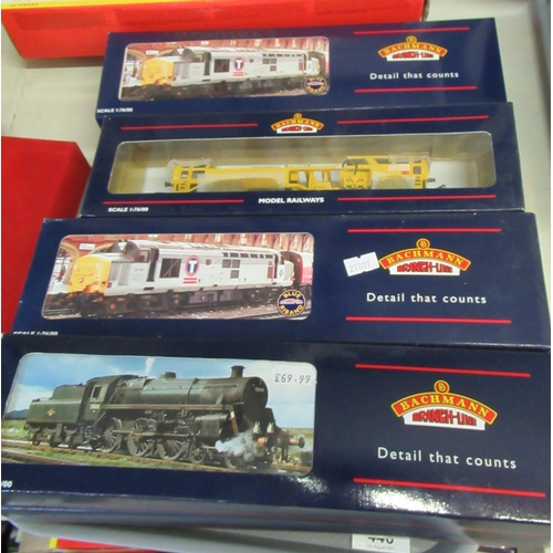 446 - Collection of Bachmann branch-line scale 1:76 boxed model railway items to include WD Austerity WW2 ... 