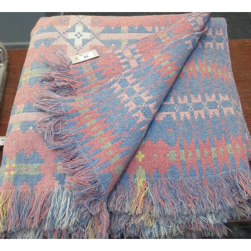 85 - Pink ground vintage Welsh tapestry woollen fringed edge blanket. 
(B.P. 21% + VAT)