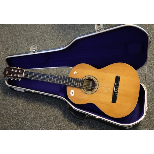 85 - Cuenca Spanish six-string acoustic guitar, in fitted case.
(B.P. 21% + VAT)