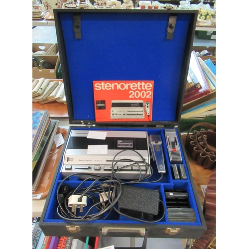 429 - Vintage Grundig Stenorette 2002, including tapes and instruction book in carrying case.
(B.P. 21% + ... 