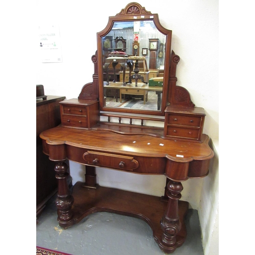 496 - Victorian mahogany Duchess style mirror back dressing table.
(B.P. 21% + VAT)