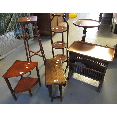 507 - Collection of furnishing items to include small table top barley twist gate leg table, magazine rack... 