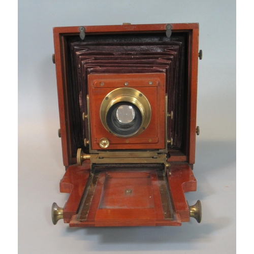 364 - Late 19th century J Lancaster & sons of Birmingham brass and mahogany plate camera with extending be... 