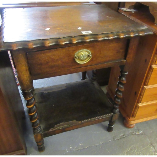 498 - Early 20th century oak single drawer barley twist lamp table with under shelf.
(B.P. 21% + VAT)