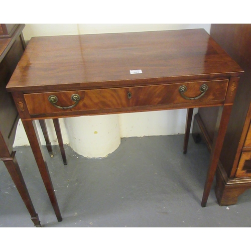 564 - 19th century mahogany single drawer side/lamp table on tapering legs. 75 x 44 x 74cm approx.
(B.P. 2... 