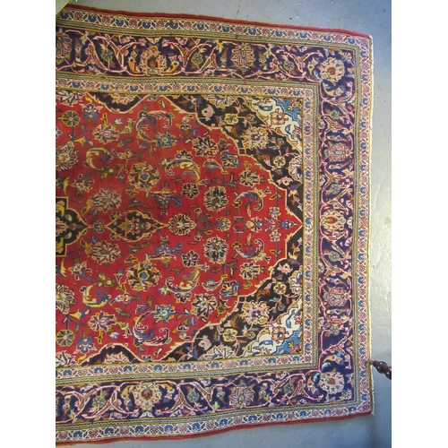 613 - Vintage Persian kashan fine woven village rug with traditional floral pattern. 275 x 150cm approxima... 