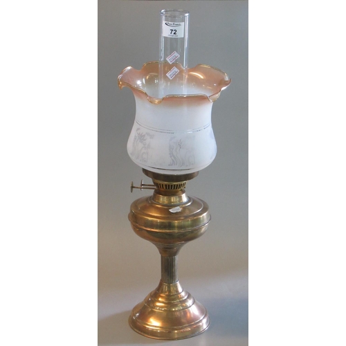 72 - 20th century brass double burner oil lamp with etched glass shade and clear chimney. 58cm high appro... 