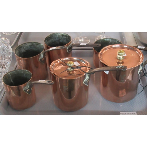 385 - Six graduated copper cider measures, the largest 2 with lids with brass knops (6)  (B.P. 21% + VAT)