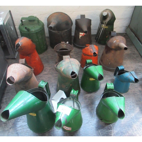 427 - Collection of assorted vintage and other oil cans with conical spouts. (15)
(B.P. 21% + VAT)