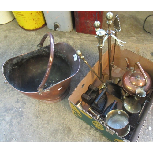 432 - Box of assorted brass and copper and other metals to include companion stand, candle sticks, copper ... 