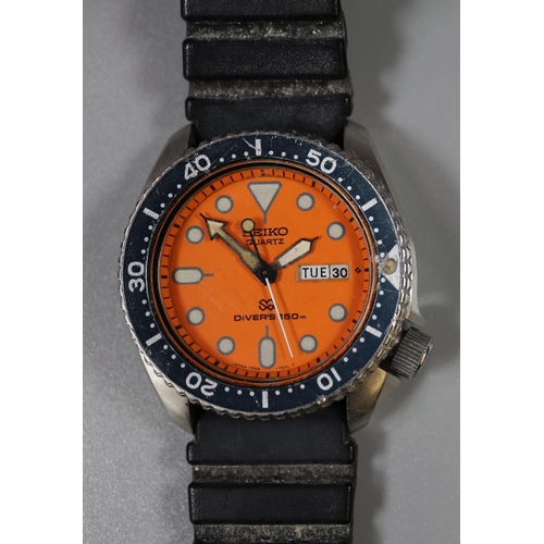 273 - Seiko quartz diver's 150 steel sports watch with rubber strap and day date. (B.P. 21% + VAT)