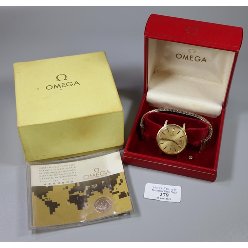 279 - Omega gold plated gentleman's wristwatch with gilt face, sweep second hand and date aperture togethe... 