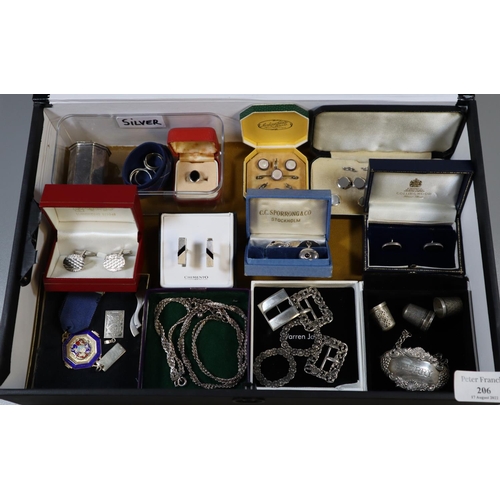 206 - A box of assorted silver items, cufflinks, mounts, pepper pot, rings, decanter label, jewellery, sil... 