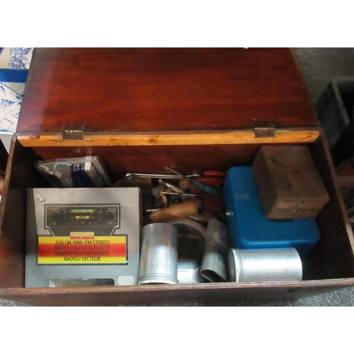 394 - Wooden toolbox comprising assorted tools and accessories, Harry Moss radio cassette player in origin... 