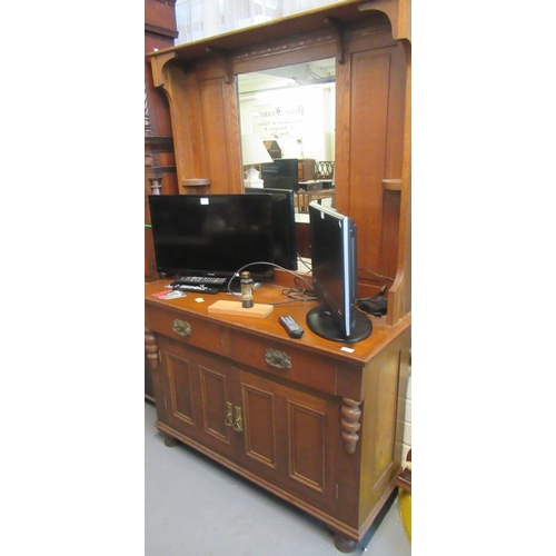 430 - Edwardian oak two stage mirror back sideboard.
(B.P. 21% + VAT)