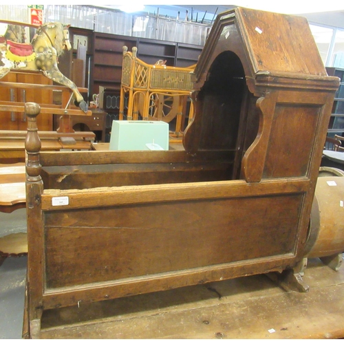 505 - 18th century oak traditional Welsh baby's rocking crib.  (B.P. 21% + VAT)