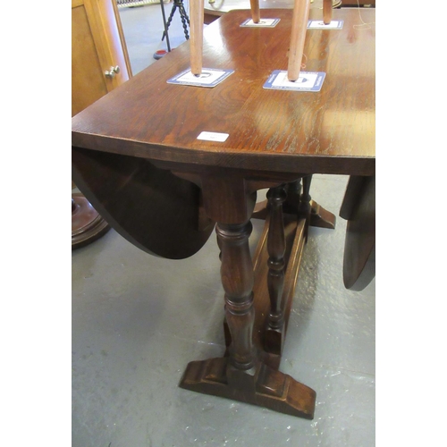 507 - Early 20th century oak gate leg table.  (B.P. 21% + VAT)