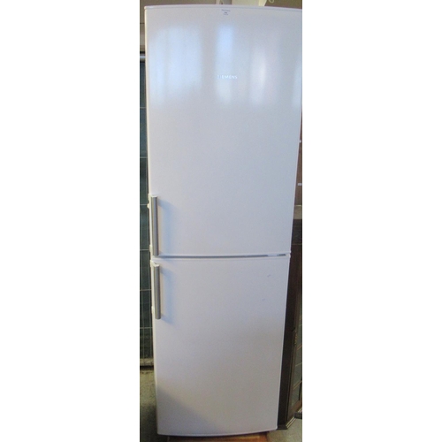 594 - Siemens white fridge freezer.  (B.P. 21% + VAT)