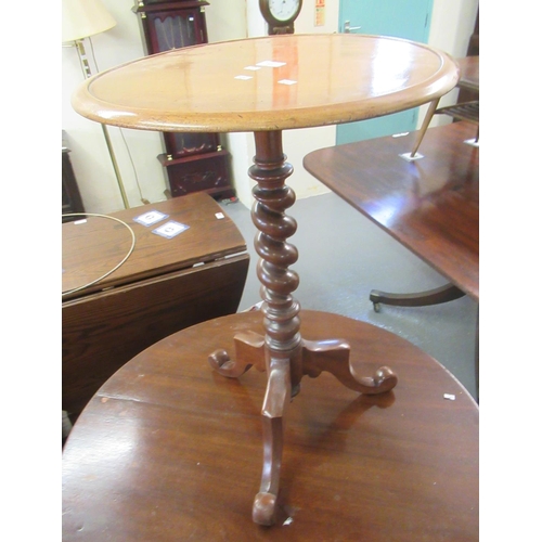 517 - Pretty 19th century mahogany tray topped circular pedestal wine table with barley twist column on tr... 