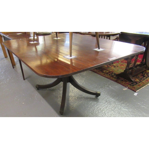 520 - 19th century Regency mahogany rectangular shaped breakfast table, the top with reeded edge ,on a gun... 