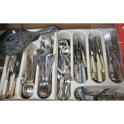 375 - Box of assorted metalware, mostly loose cutlery, some Walker & Hall, one Wedgwood Jasperware fork an... 