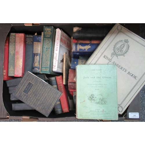 391 - Box of assorted books to include: 'The Pickwick Papers', 'The King's Command, King Albert's Book', '... 