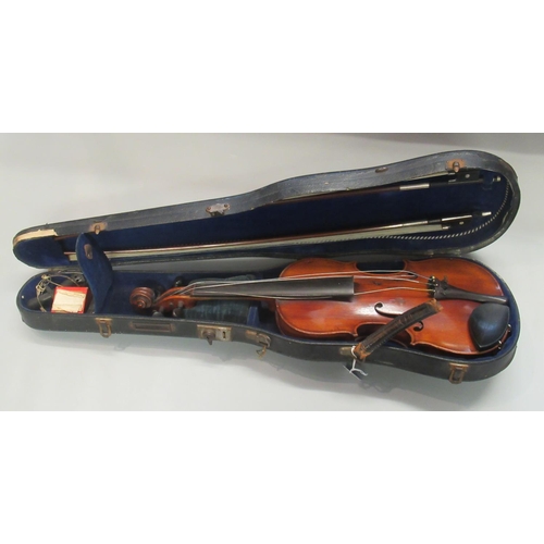 211 - Un-named 19/early 20th century violin, having two piece back and double scribed outline.  The back 3...