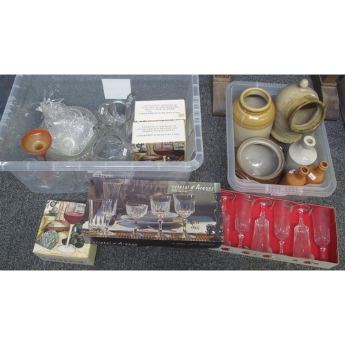 304 - Box containing various glassware; boxed Cristal D' Arques French champagne flutes, Dartington Chatea... 