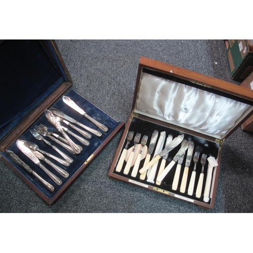 362 - Goldsmiths and Silversmiths Company Ltd wooden box containing bone handled fish knives and forks and... 