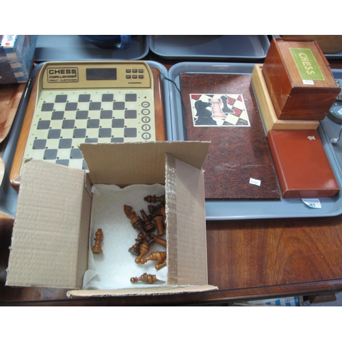 387 - Vintage Chess Challenger Fidelity Electronics chessboard, along with a travelling chess set with pla... 