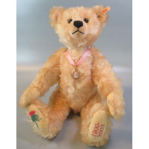 76 - Steiff 'Queen Mother Bear'.  Rose, 38cm approx.  In original box with COA.  (B.P. 21% + VAT)