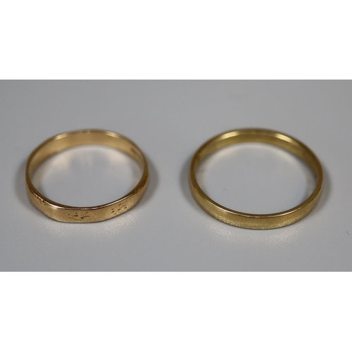 243 - Two 18ct gold wedding rings.  Ring size N&1/2 and J&1/2.  Approx weight 3.5 grams.
 (B.P. 21% + VAT)