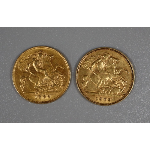 268 - Edward VII 1902 half sovereign and an Edward VII 1904 half sovereign.  Approx weight in total 8 gram... 