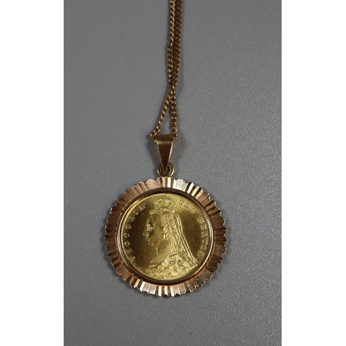 269 - A Victorian 1887 gold half sovereign in 9ct gold mount with a 9ct gold chain. Appox  8.3 grams.
(B.P... 