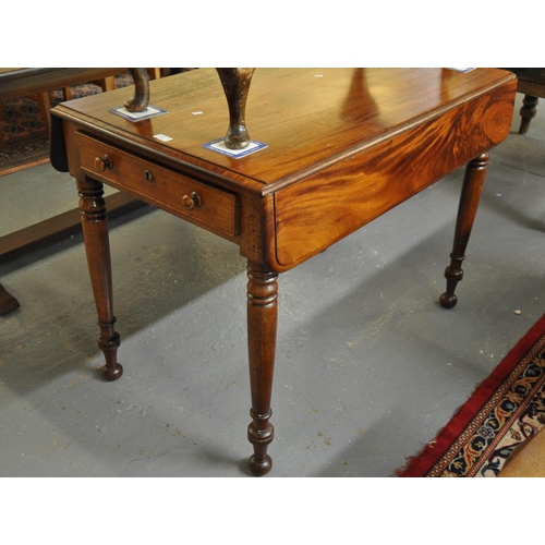 510 - Victorian mahogany Pembroke table.  (B.P. 21% + VAT)