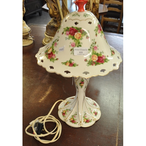 533 - Royal Albert 'Old Country Roses' table lamp.   (B.P. 21% + VAT)