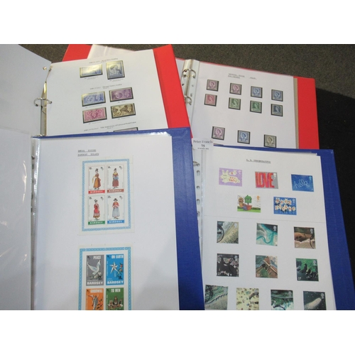 75 - Great Britain Collection of mint and used stamps in six albums, 1924-2005 period.
(B.P. 21% + VAT)