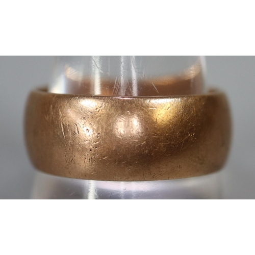 240 - 9ct rose gold wedding ring.  Ring size V.  Approx weight 9.4 grams.
(B.P. 21% + VAT)