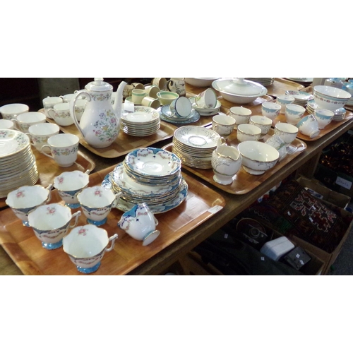 347 - Three trays of teaware to include: probably 19th Century floral, Salisbury English bone china floral... 