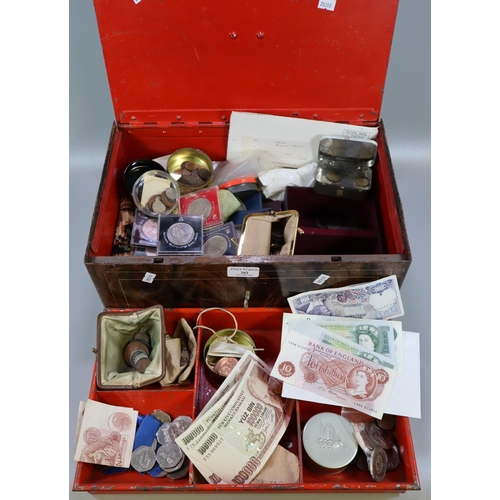 202 - Simulated rosewood tin box, the interior revealing assorted coinage and bank notes, commemorative co... 